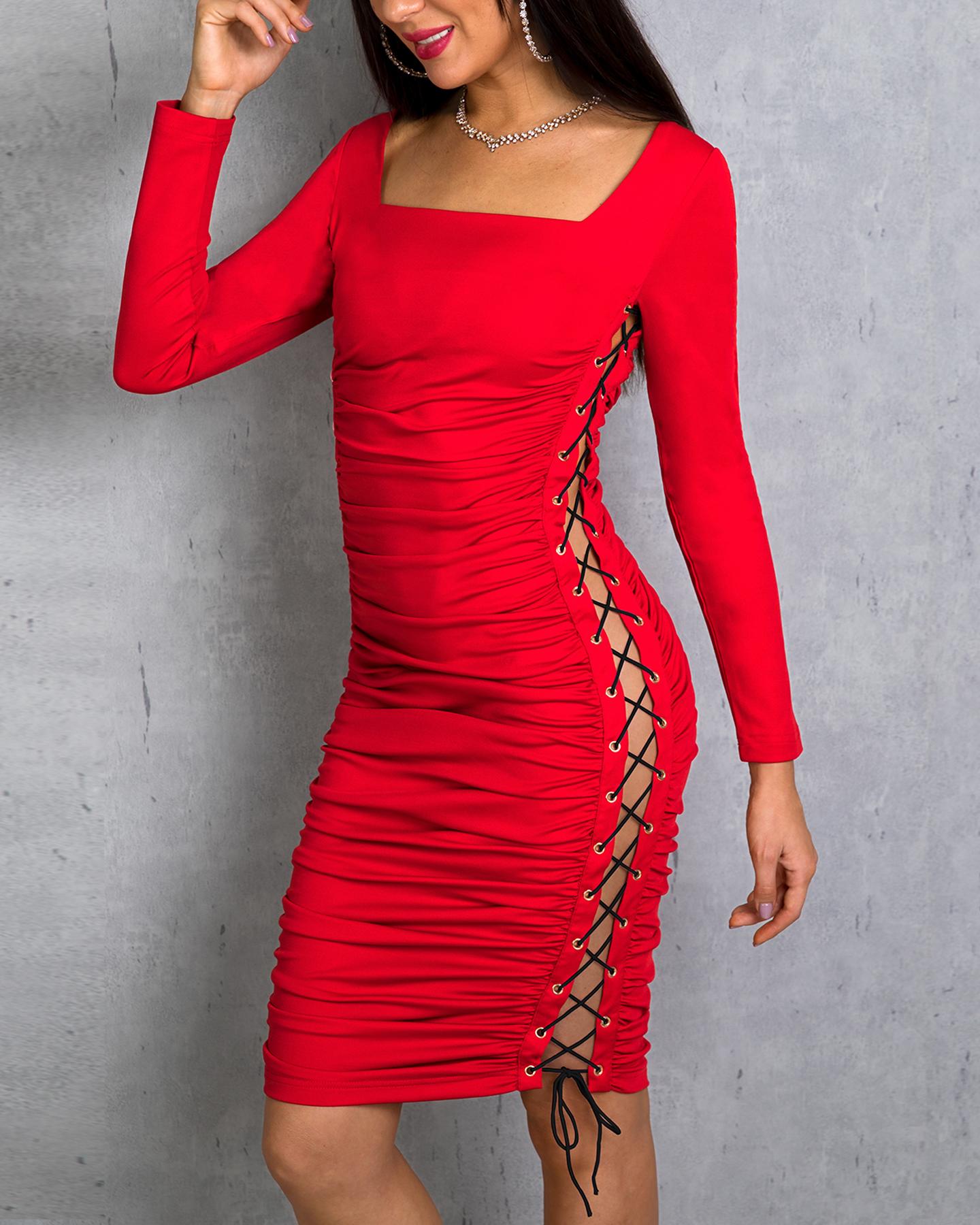 

Square Neck Ruched Lace-Up Side Bodycon Dress, Red