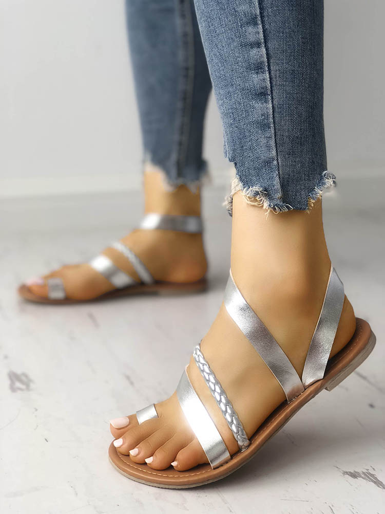 

Solid Toe Ring Braided Strappy Flat Sandals, Silver