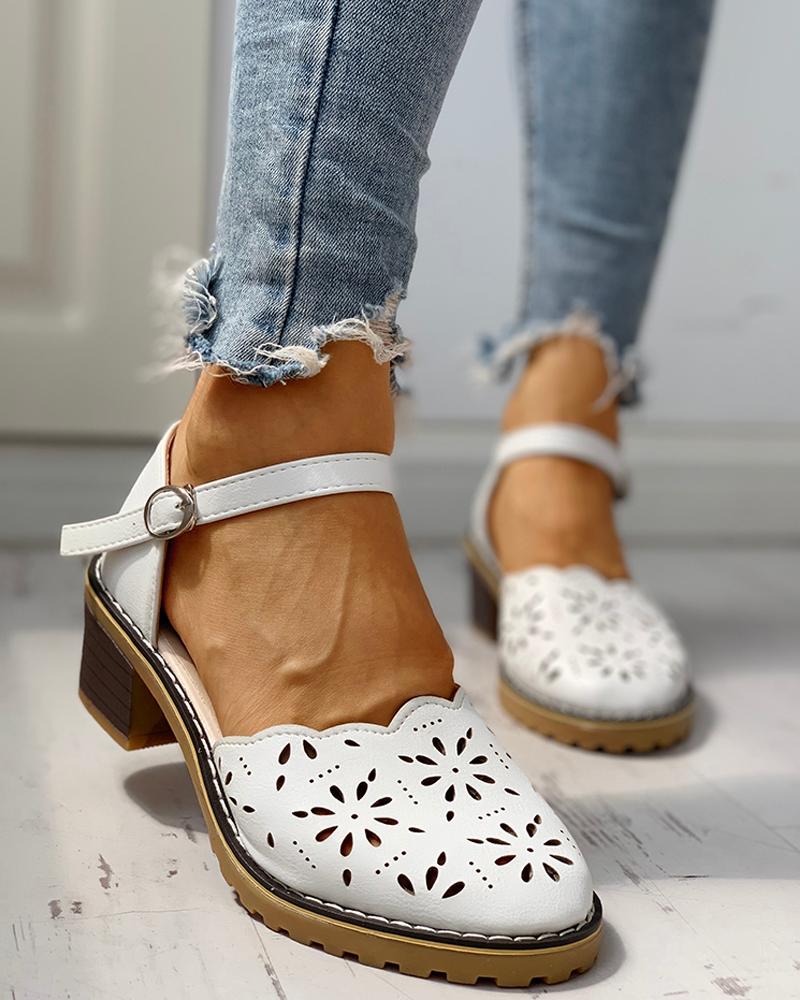 

Solid Hollow Out Design Ankle Strap Chunky Heeled Sandals, White