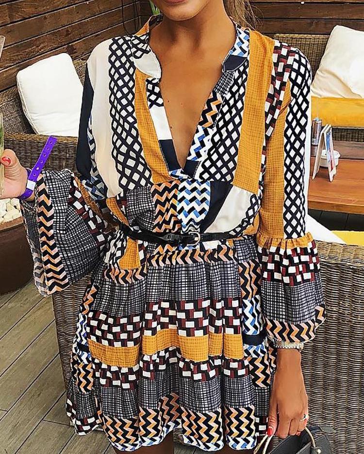 

Color Blocking Bell Sleeve Casual Dress, Black