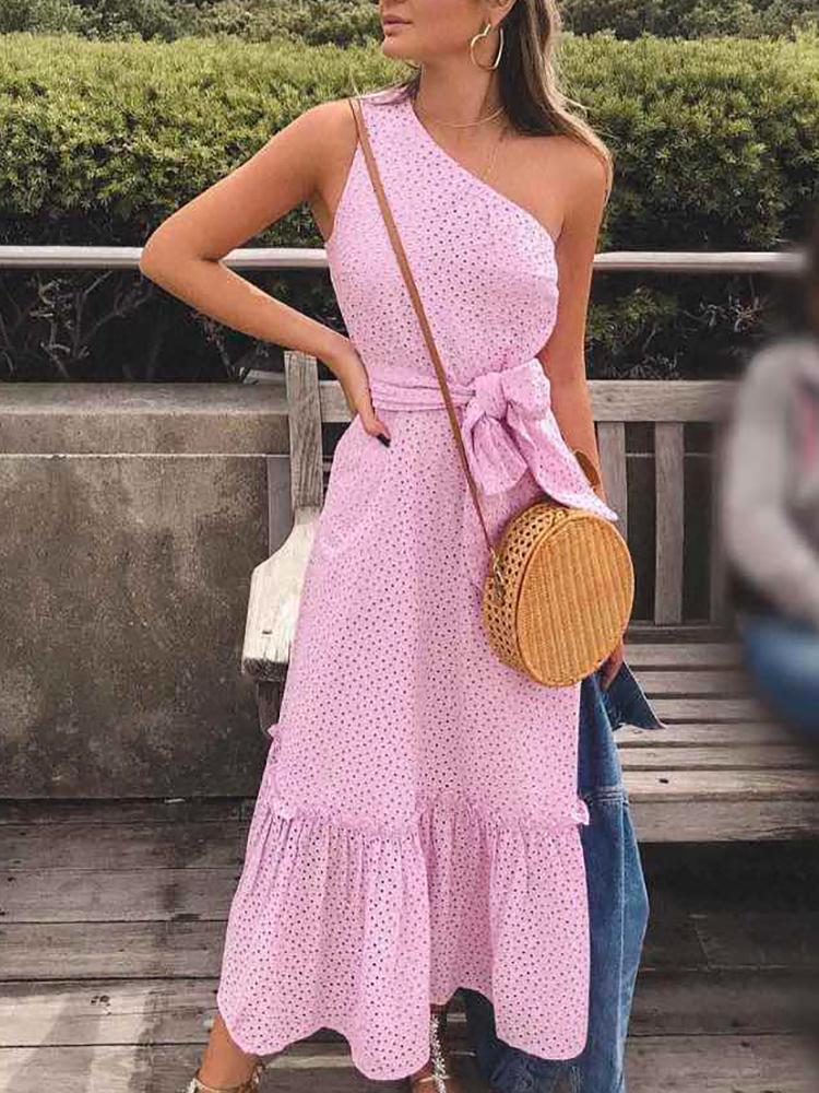 

Hollow Out One Shoulder Belted Pep Hem Dress